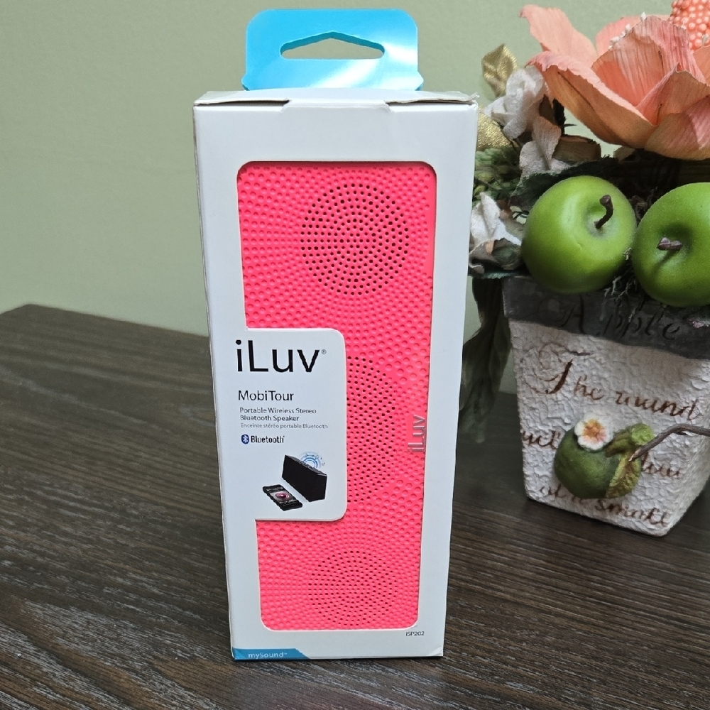 Pink iLuv MobiTour-Portable Bluetooth Speaker Smart Device NEW Perfect Gift!